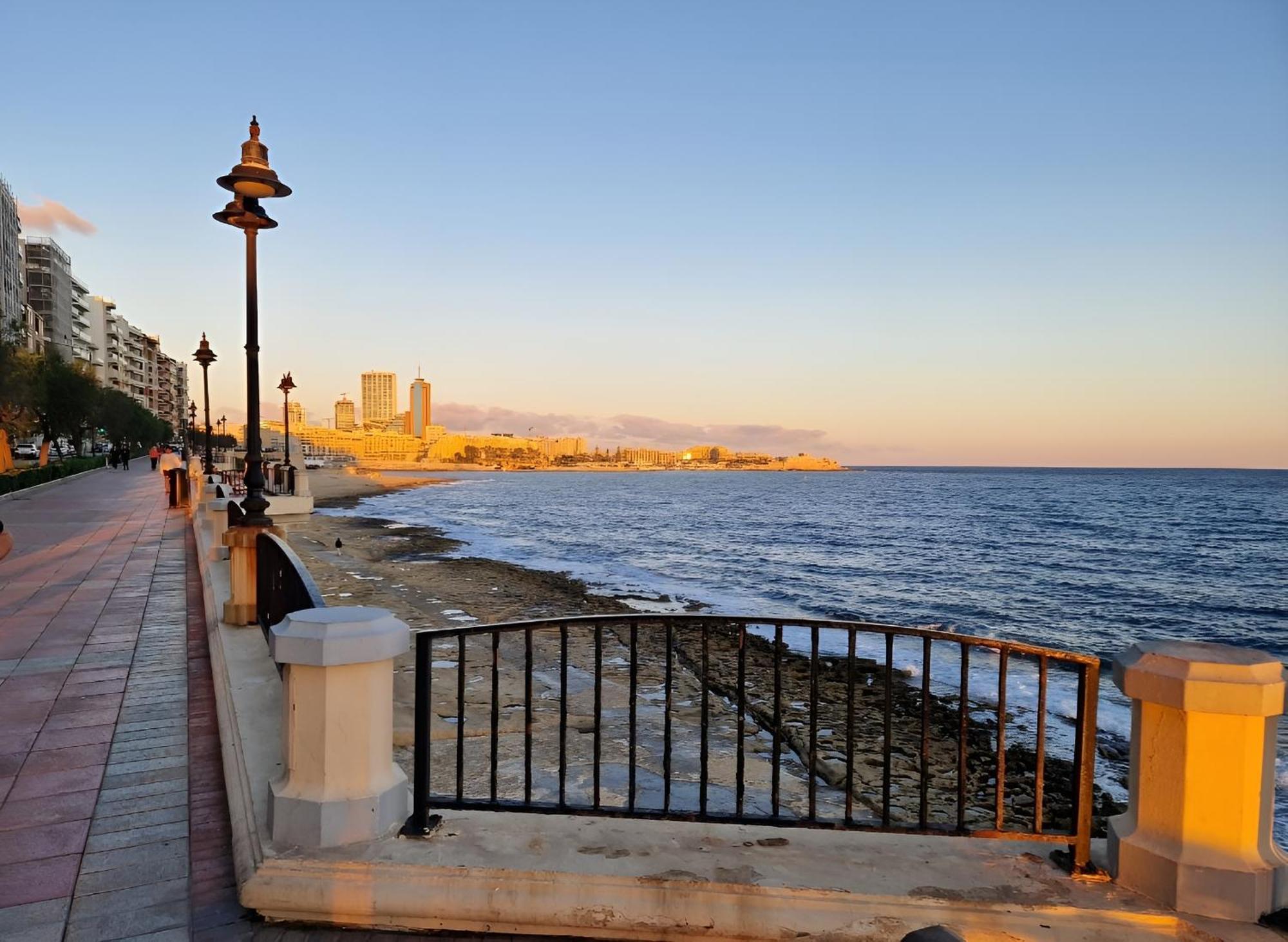 דירות Sliema Cosy Penthouse With Bbq מראה חיצוני תמונה